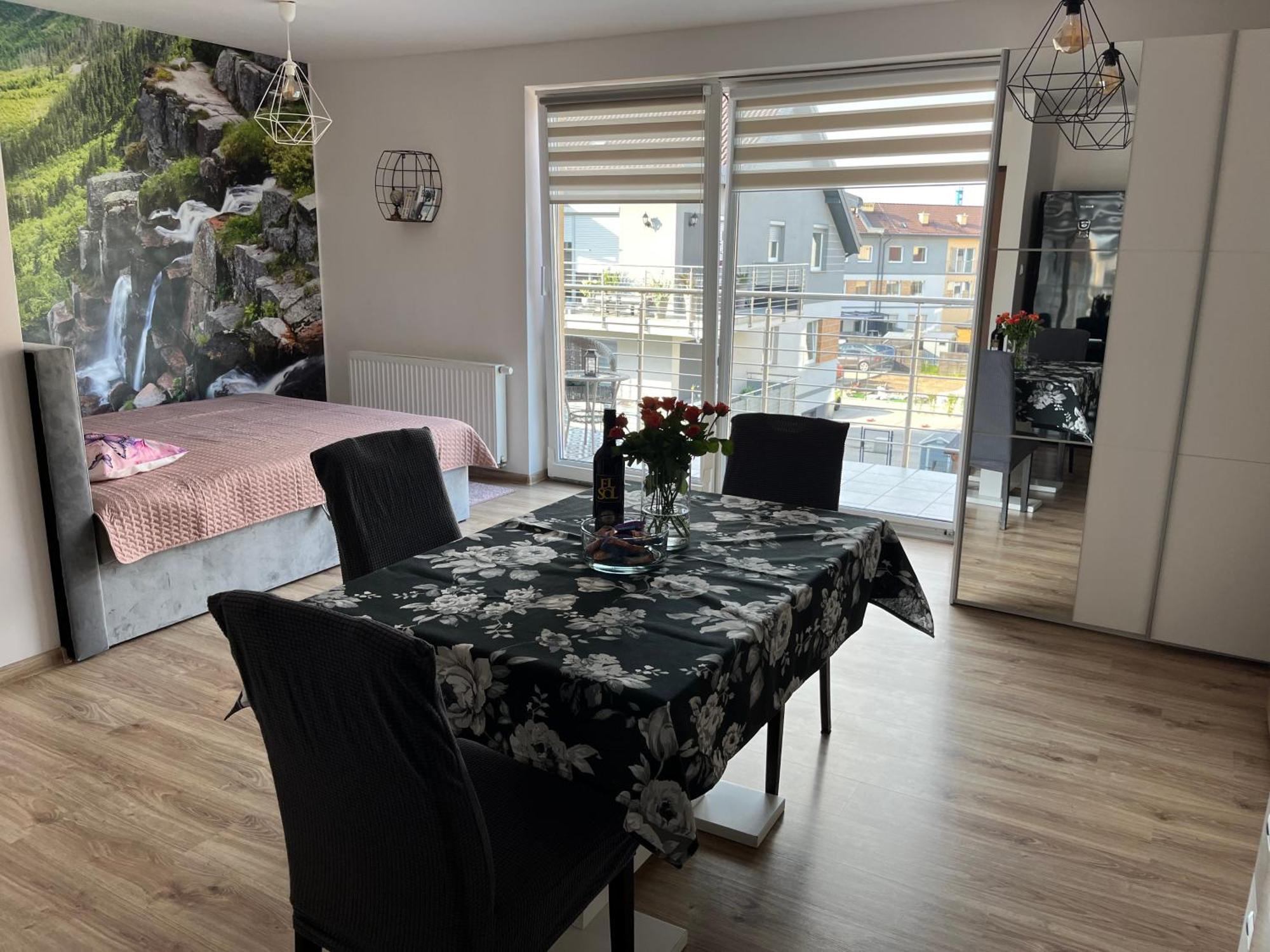 Studio Green Swiebodzice Ngoại thất bức ảnh